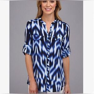 Calvin Klein blue and white abstract print button down top size large